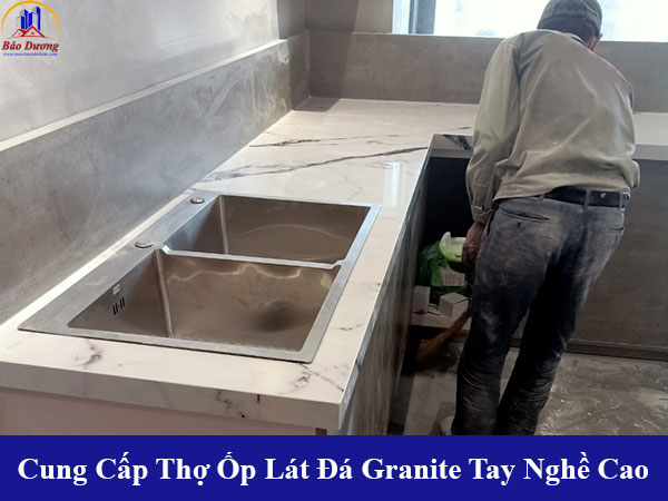 Cung cấp thợ ốp lát đá granite tay nghề cao